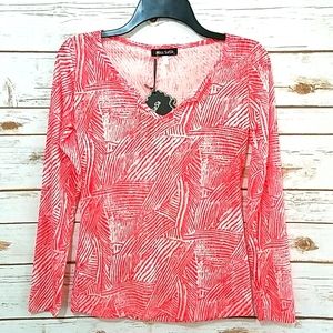 5/$30 🎀 Miss SaSa | Y2k Streetwear Athleisure Red Shirt